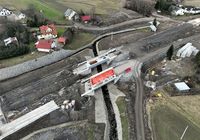 Budowa_mostu_kolejowego_i_drogowego_w_Mordarce__widok_z_lotu_ptaka__fot._Krzysztof_Dzidek.JPG