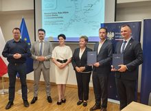 Podpisanie_umowy_w_Mszanie_Dolnej_na_linie_Rabka_Zaryte_-_Mszana_Dolna_-_Fornale_fot._Piotr_Hamarnik_PLK_SA