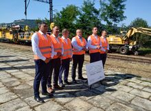 Rozpoczęcie prac na szlaku Chabówka – Nowy Sącz, na zdjęciu minister infrastruktury A. Adamczyk, przedstawiciele PLK SA, fot. D. Szalacha