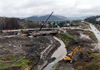 Budowa_mostu_kolejowego_w_Kleczanach__nad_potokiem_Smolnik__widok_z_lotu_ptaka__fot._Piotr_Hamarnik__3_.JPG