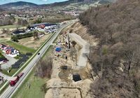 Prace_przy_zabezpieczaniu_osuwiska_w_Mszanie_Dolnej__widok_z_lotu_ptaka__fot._Krzysztof_Dzidek__2_.JPG