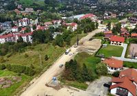 Wzmacnianie_gruntu_pod_modernizowana_linia_kolejowa_w_Rabce-Zdroju__widok_z_lotu_ptaka__fot._Piotr_Hamarnik__1_.JPG