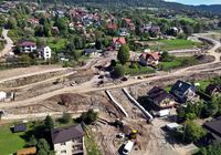 Budowa_nowego_skrzyzowania_bezkolizyjnego_w_rejonie_ul._Zrodlanej_w_Limanowej__widok_z_lotu_ptaka__fot._Krzysztof_Dzidek__2_.JPG