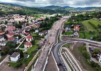 Budowa_skrzyzowania_bezkolizyjnego_na_ul._Zrodlanej_w_Limanoej__widok_z_lotu_ptaka__fot._Krzysztof_Dzidek__3_.JPG