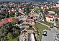 Budowa_wiaduktu_kolejowego_na_ul._Wegierskiej_w_Nowym_Saczu__widok_z_lotu_ptaka__fot._Krzysztof_Dzidek__2_.JPG