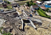 Prace_przy_nowym_skrzyzowaniu_bezkolizyjnym_w_rejonie_ul._Asnyka_i_Kolejowej_w_Nowym_Saczu__widok_z_lotu_ptaka__fot._Krzysztof_Dzidek.JPG